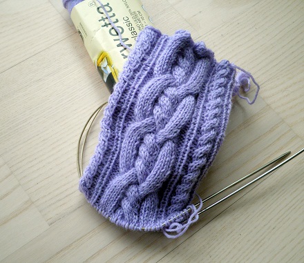 February cable socks